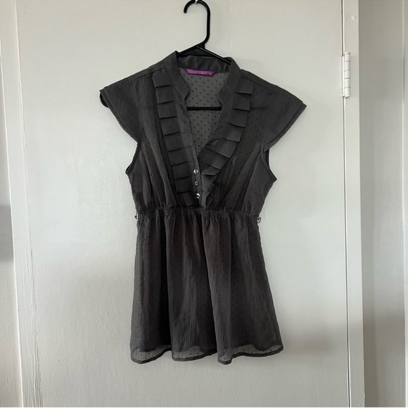 Smart Set Charcoal Ruffled Blouse - Picture 3 of 4